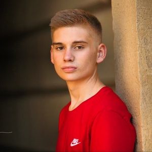 Meet your Posher, Jory